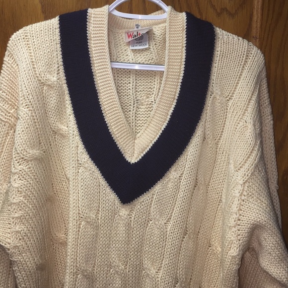 Walters Oxford Men’s Cream Wool V-neck Sweater - Picture 1 of 10